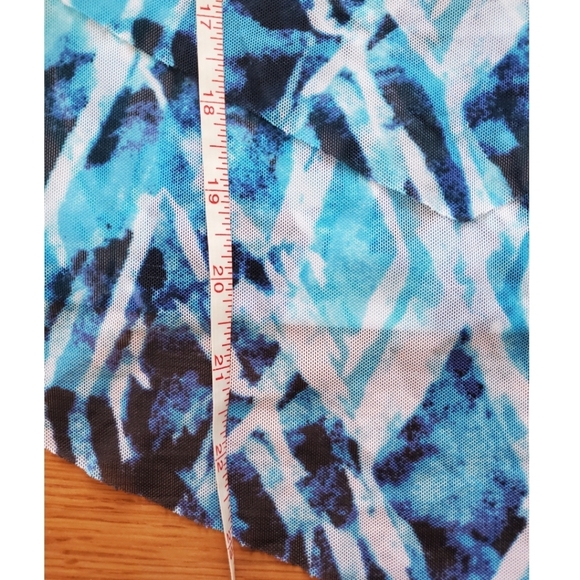 Club Ocean Ruffle Tankini - Picture 5 of 11